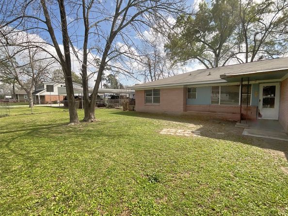 8902 Kentshire Drive, Houston TX 77078