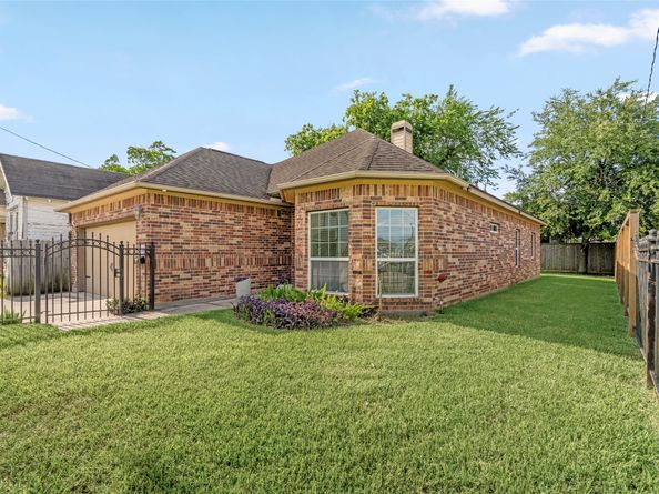 1613 Saulnier Street, Houston TX 77019