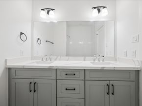 7702 Sky Dweller Drive, Houston TX 77055
