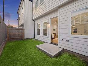 7702 Sky Dweller Drive, Houston TX 77055