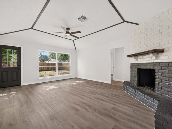 13722 New Village Lane, Sugar Land TX 77498