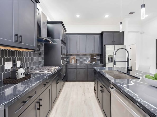 3020 Retta Street, Houston TX 77026