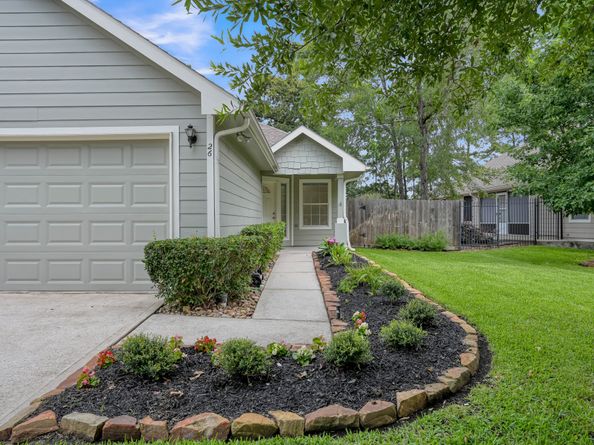 26 Greenwich Place, Conroe TX 77384