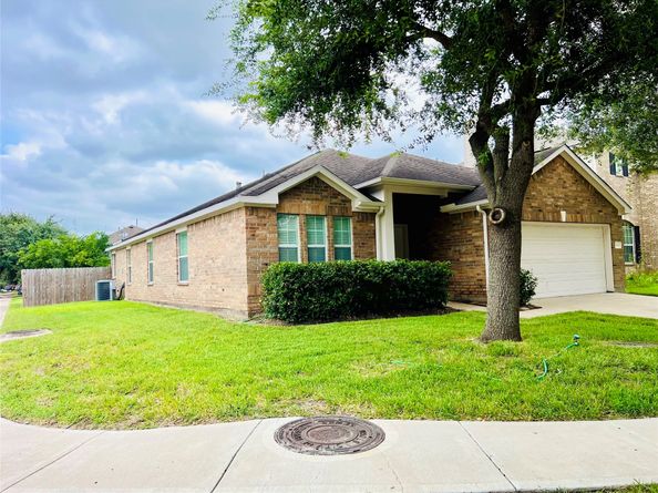 1834 Kessler Park Court, Houston TX 77047