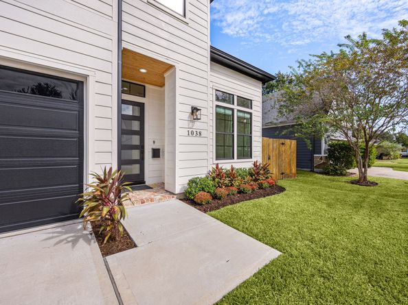 1038 W 31st Street, Houston TX 77018