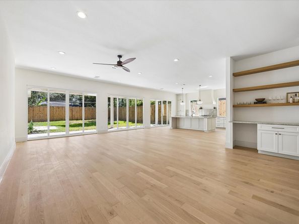 4817 Kingfisher Drive, Houston TX 77035