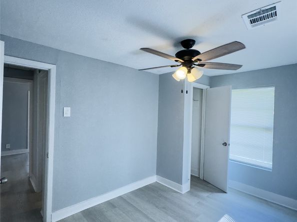 121 Georgia Street, Houston TX 77029