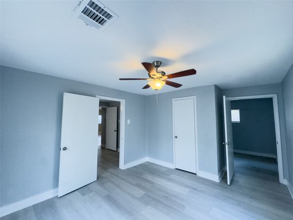 121 Georgia Street, Houston TX 77029