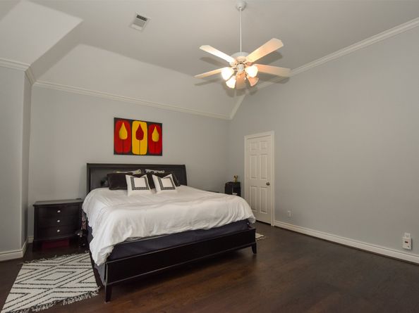 3226 Pemberton Circle Drive, Houston TX 77025