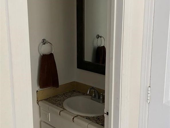2635 Marilee Lane 2635, Houston TX 77057