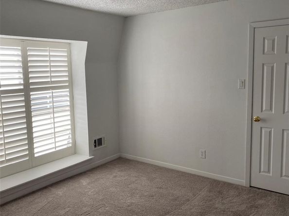 2635 Marilee Lane 2635, Houston TX 77057