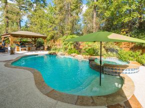 30 Fury Ranch Place, The Woodlands TX 77389