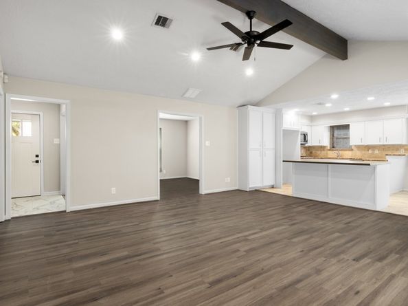 5618 Willowbend Boulevard, Houston TX 77096