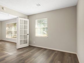 5618 Willowbend Boulevard, Houston TX 77096