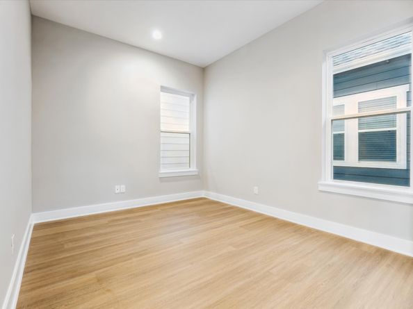 812 Thornton Street B, Houston TX 77018