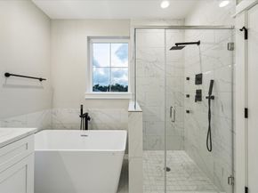 812 Thornton Street B, Houston TX 77018