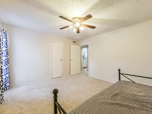 7900 N Stadium Drive 16, Houston TX 77030