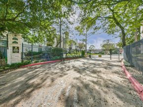 7900 N Stadium Drive 16, Houston TX 77030