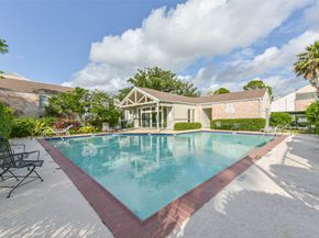 7900 N Stadium Drive 16, Houston TX 77030