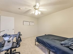 7900 N Stadium Drive 16, Houston TX 77030