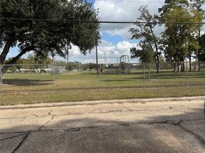 9838 Camay Drive, Houston TX 77016