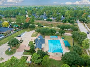 15238 Henderson Point Drive, Cypress TX 77429