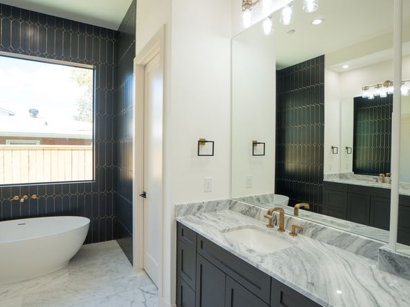 1731 Benbow Way, Houston TX 77080