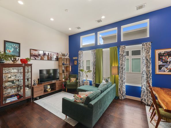 2210 Lou Ellen Lane F, Houston TX 77018