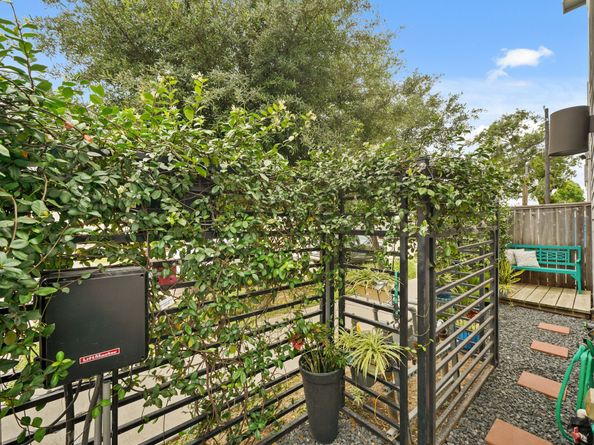 2210 Lou Ellen Lane F, Houston TX 77018