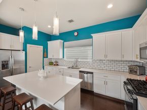 2210 Lou Ellen Lane F, Houston TX 77018