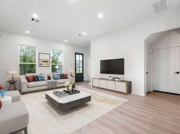 751 Dumble Street, Houston TX 77023