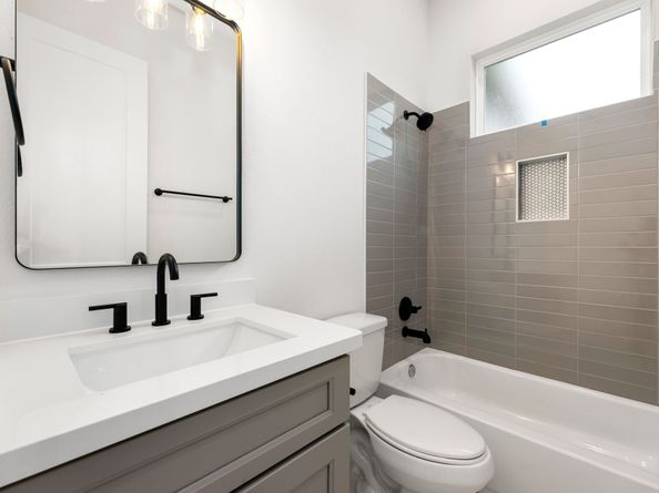 751 Dumble Street, Houston TX 77023