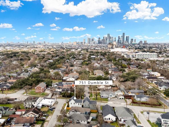 751 Dumble Street, Houston TX 77023