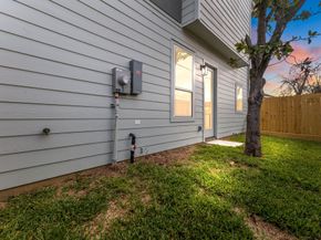 751 Dumble Street, Houston TX 77023