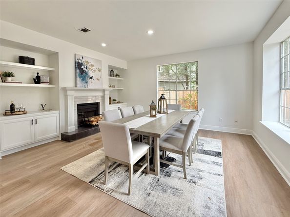 263 S Crimson Clover Court, The Woodlands TX 77381