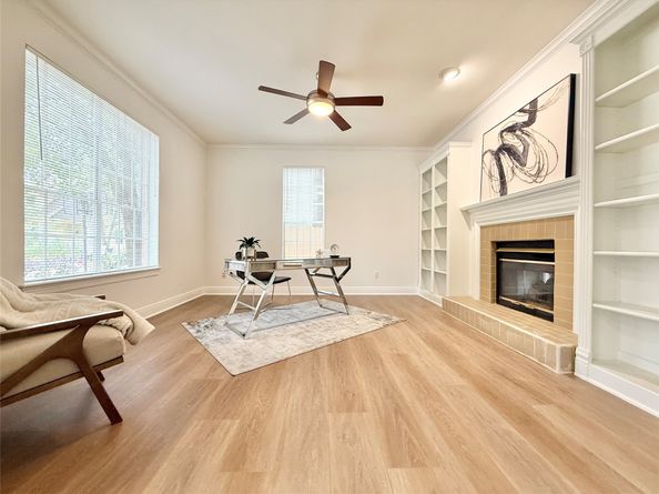 263 S Crimson Clover Court, The Woodlands TX 77381