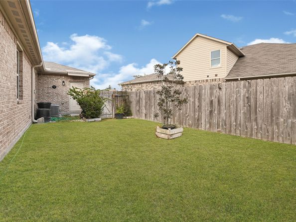 7830 London Tower Lane, Houston TX 77044