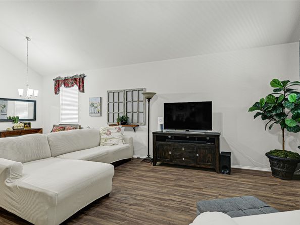 7830 London Tower Lane, Houston TX 77044