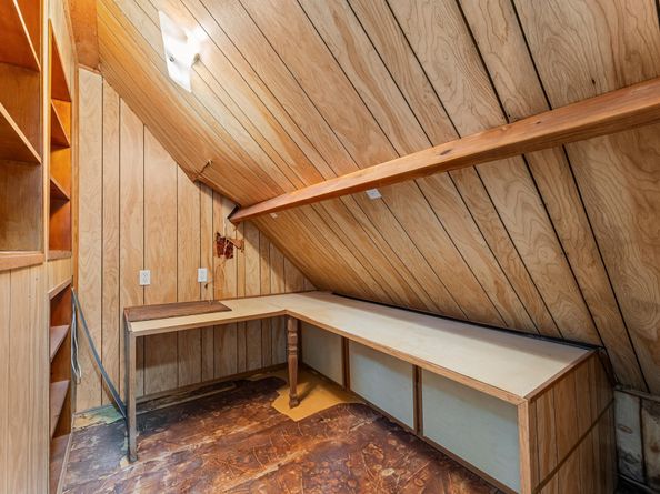 15439 Woodhorn Drive, Houston TX 77062