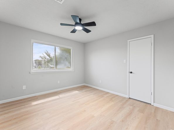 15439 Woodhorn Drive, Houston TX 77062