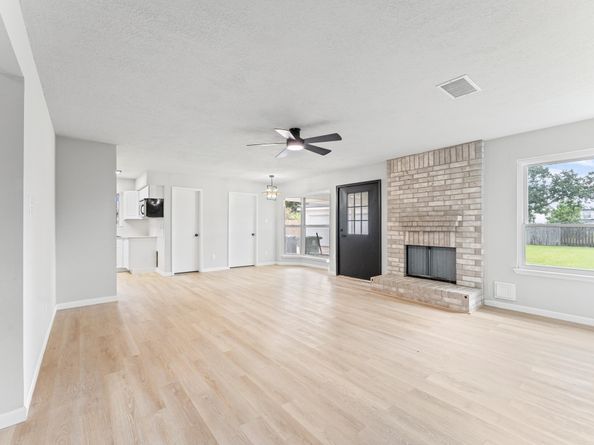 15439 Woodhorn Drive, Houston TX 77062