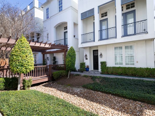 2123 Mcilhenny St Street, Houston TX 77004