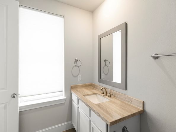 2123 Mcilhenny St Street, Houston TX 77004