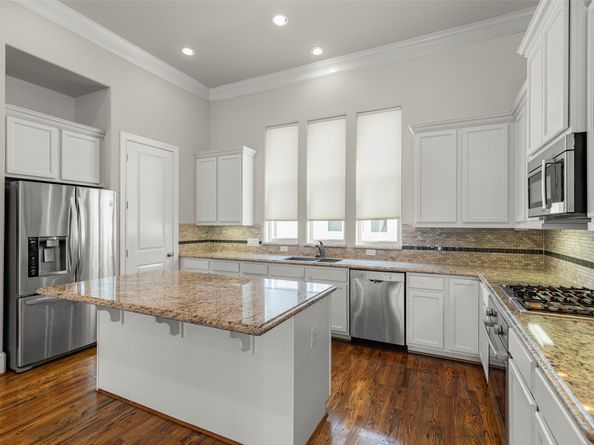 2123 Mcilhenny St Street, Houston TX 77004