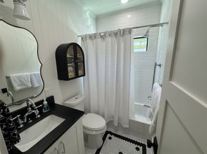 108 Munford Street, Houston TX 77008