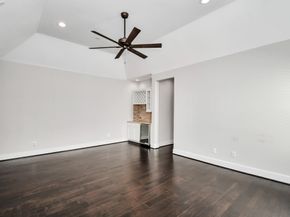 239 W 27th Street, Houston TX 77008