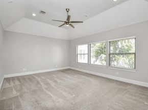 239 W 27th Street, Houston TX 77008