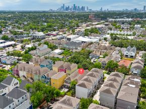 239 W 27th Street, Houston TX 77008