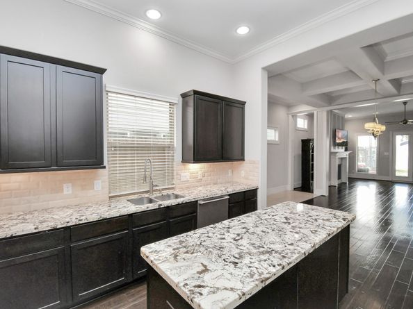 239 W 27th Street, Houston TX 77008