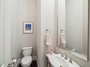 239 W 27th Street, Houston TX 77008